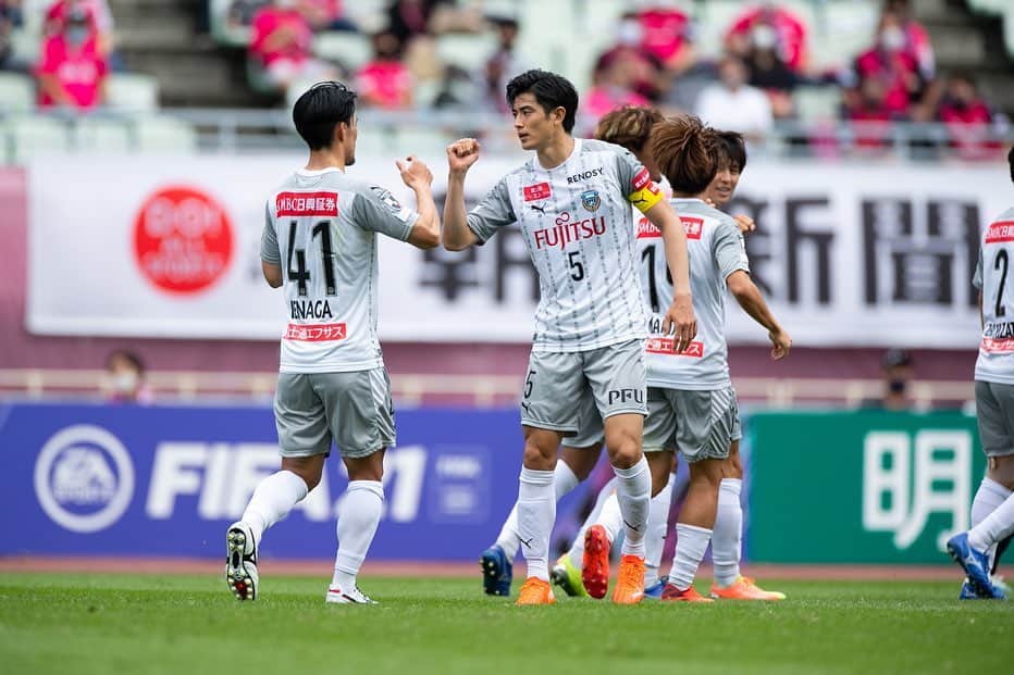 谷口彰悟のインスタグラム：「ＷＩＮ🐬」