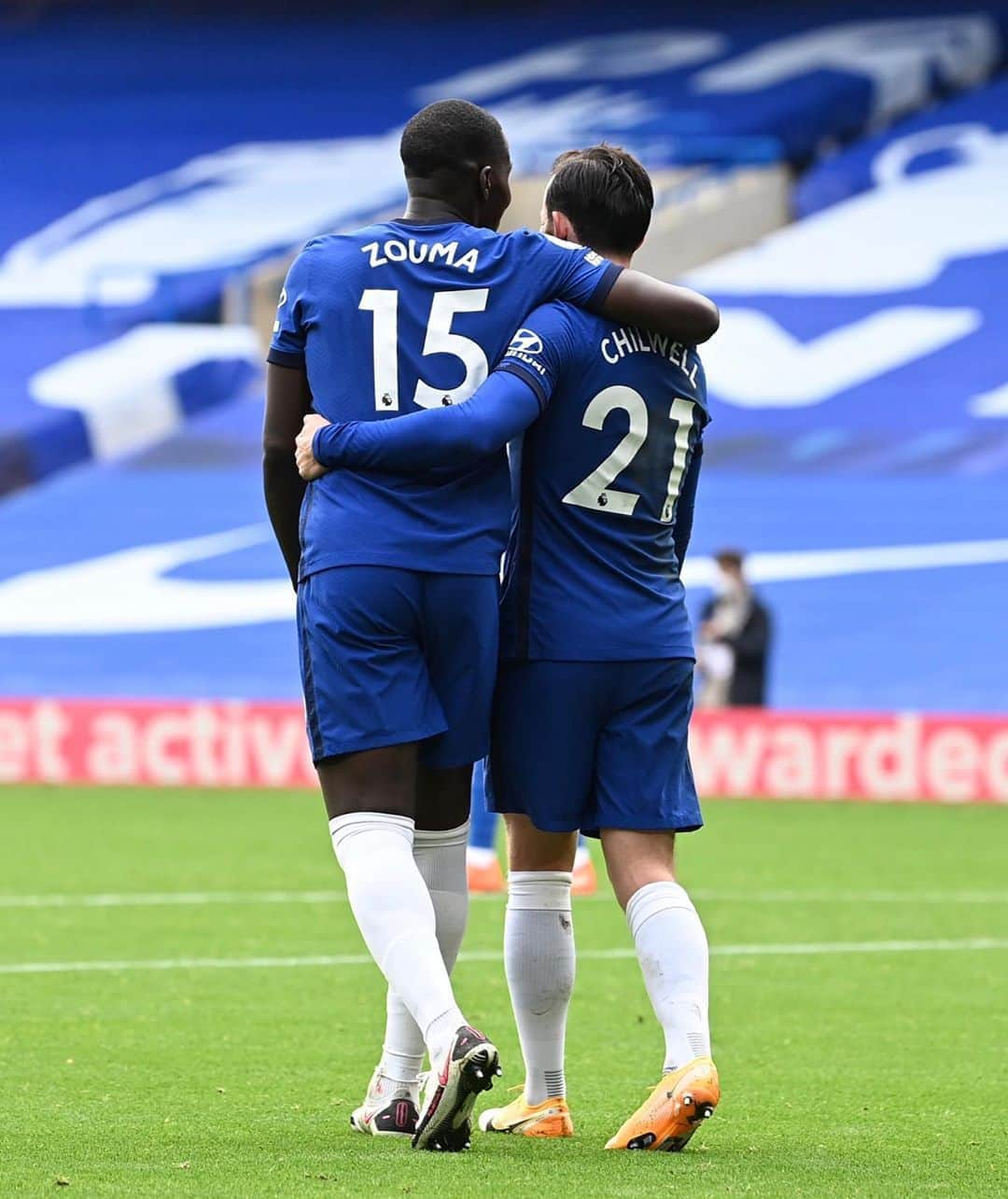 チェルシーFCさんのインスタグラム写真 - (チェルシーFCInstagram)「@KurtZouma 💙 @BenChilwell  #CHECRY #CFC #Chelsea」10月3日 22時55分 - chelseafc