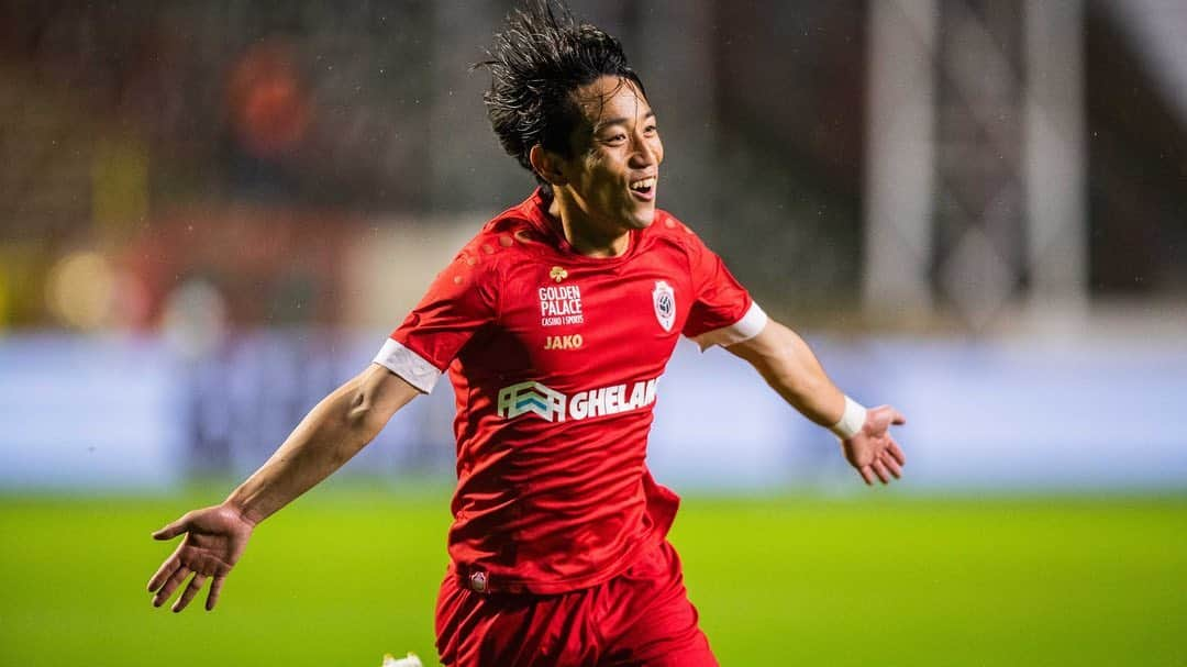 三好康児のインスタグラム：「Great moment!! My first score of this season! Keep going together👊  今シーズン初ゴール！ まだまだここから！！  #royalantwerpfc #kojimiyoshi」