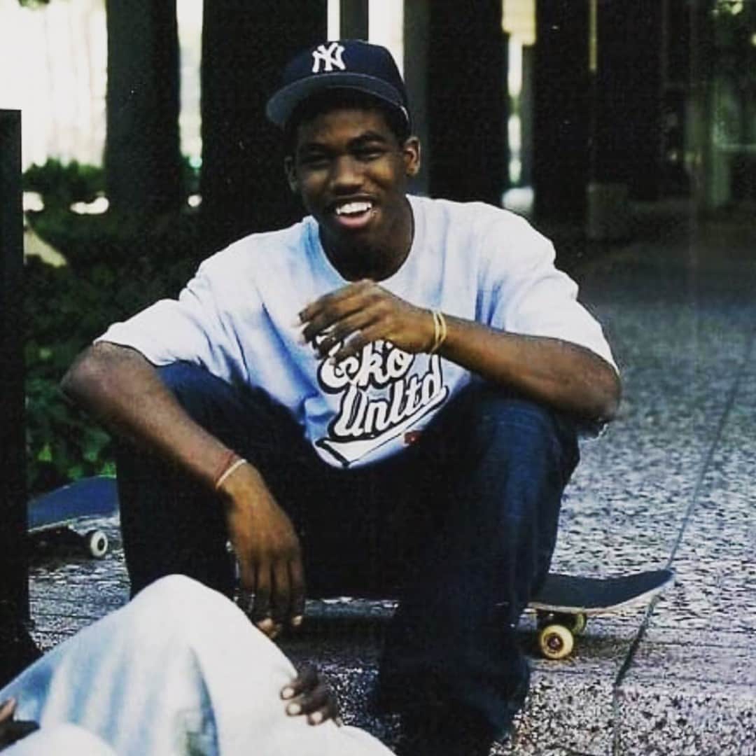 エコーレッドのインスタグラム：「Throwback fit」