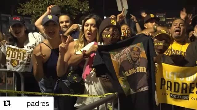 エリック・ホズマーのインスタグラム：「#Repost @padres with @get_repost ・・・ We love you, San Diego. Now we’ve got some business in Texas. #TakeTheCake」