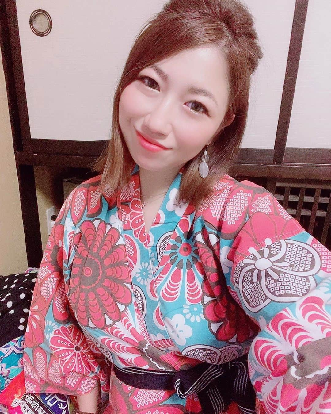 宮川杏奈さんのインスタグラム写真 - (宮川杏奈Instagram)「また温泉行きたいなぁ♨️💕 . 11月にまた行くんだけどね👘✨ 楽しみですなぁ🙌🏽 . 今日から妊娠後期に突入しました‼️ あっという間感www グングン育っていいからねぇ👶🏼❤️ . 本日も通常通りでありますように🍀」10月4日 10時45分 - an1221na