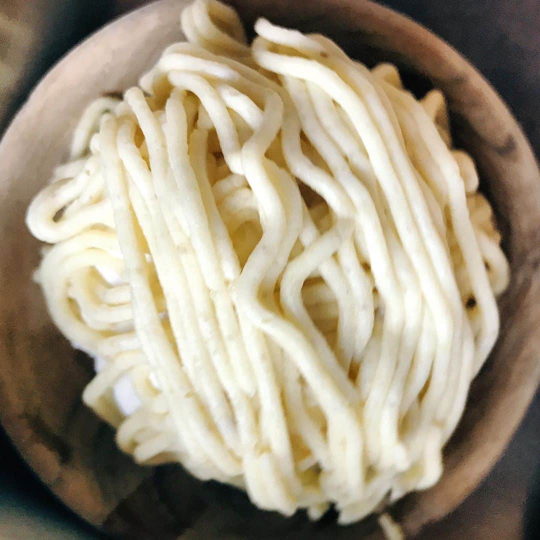 井手大介のインスタグラム：「モンブラン作ったよ！ジョージさん麻耶ちゃんも大絶賛せざるを得ない美味さ！ ただし、 #栗クリームを綺麗に絞るのが至難の技  #interfm897 #tge897 #スイーツ男子だいすけ #丹波栗 #スイーツ男子」