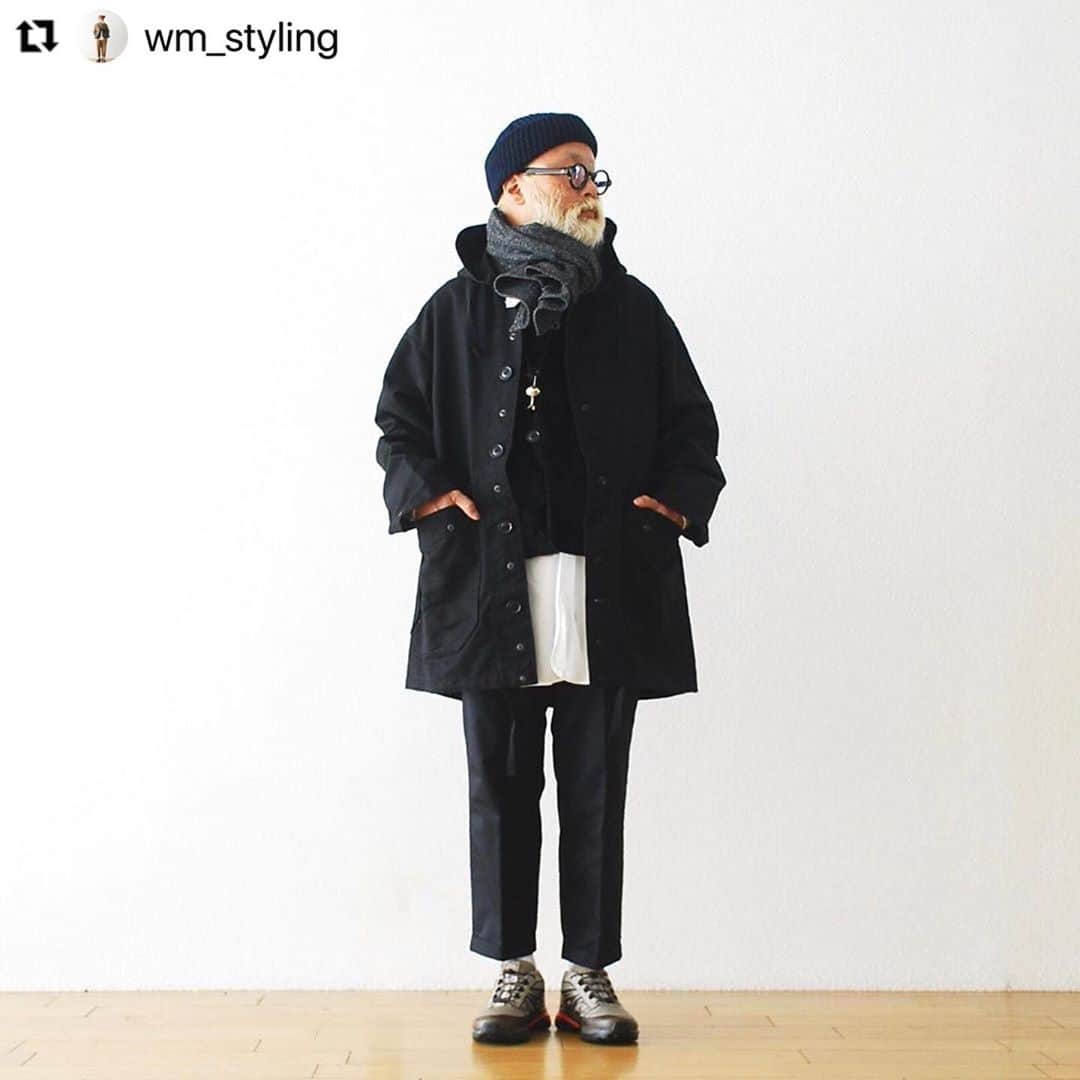 のインスタグラム：「#Repost @wm_styling with @make_repost ・・・ ［#20AW_WM_styling.］ _ styling.(height 170cm weight 65kg) eyewear→ #LescaLUNETIER　￥40,700- stole→ #EngineeredGarments　￥17,600- coat→ #EngineeredGarments　￥56,100- vest→ #EngineeredGarments　￥38,500- shirts→ #itten.　￥27,500- pants→ #itten.　￥27,500- necklace→ #CippyCrazyHorse　￥176,000- _ 〈online store / @digital_mountain〉 → http://www.digital-mountain.net _ 【オンラインストア#DigitalMountain へのご注文】 *24時間受付 *15時までのご注文で即日発送 *1万円以上ご購入で送料無料 商品について：084-973-8204 カスタマーサポート：050-3592-8204 _ We can send your order overseas. Accepted payment method is by PayPal or credit card only. (AMEX is not accepted) Ordering procedure details can be found here. >>http://www.digital-mountain.net/html/page56.html _ 本店：@Wonder_Mountain_irie 系列店：@hacbywondermountain (#japan #hiroshima #日本 #広島 #福山) _」