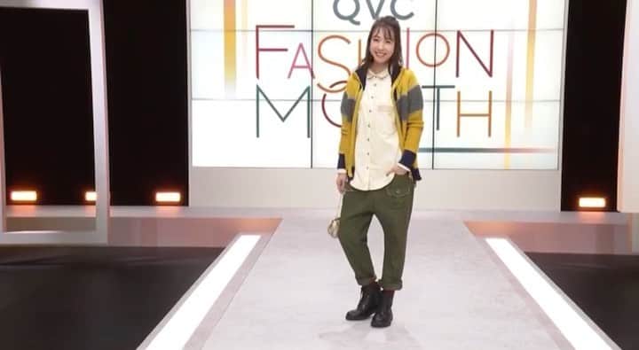 崎本ゆかりのインスタグラム：「QVC FASHION MONTH🍂 今月のQVCはファッションの時間がたくさんあるみたい！こちらもよく担当させていただくボーイッシュなカジュアルブランド。KiKKi ゆる〜く楽しく歩かせていただきました👖✌︎ ショーが好きだから やっぱりランウェイは楽しいなっ♪  ファッションの秋！！大好きな秋♡ #QVCjapan#fashion#show#KiKKi#tvshow#runway#autumn#model#casual#boyish#event#お仕事#テレビ#生放送#ショー#ファッション#秋#カジュアルコーデ#ボーイッシュ#ランウェイ#モデル」