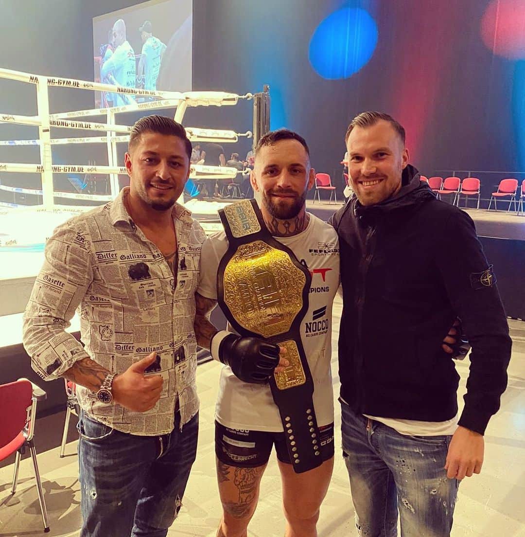 ケヴィン・グロスクロイツのインスタグラム：「Der nächste bitte ✅💯💪🏻 @christianeckerlin  #champion」
