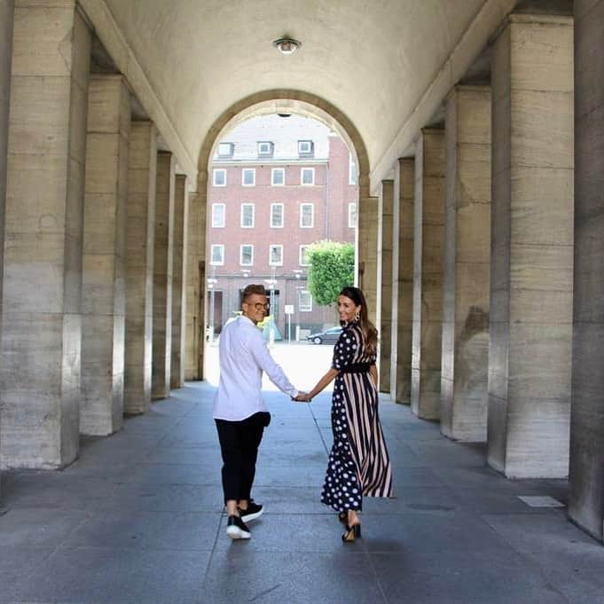 マティアス・オストルツォレクのインスタグラム：「walking into the future like... #handinhand ❤️ #3months #happyanniversary」