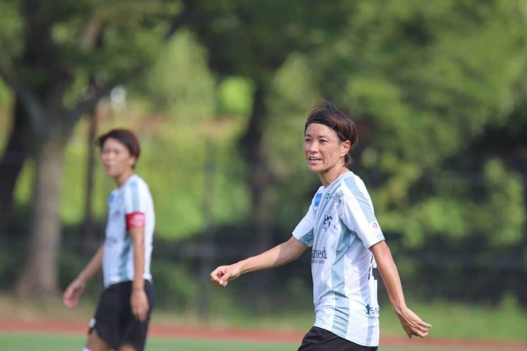 近賀ゆかりのインスタグラム：「GAME DAY  vs @chifure_as_elfen  NACK5スタジアム大宮🏟 14:00 KICK OFF⚽️ #なでしこリーグ2部  #round12 #女子サッカー」