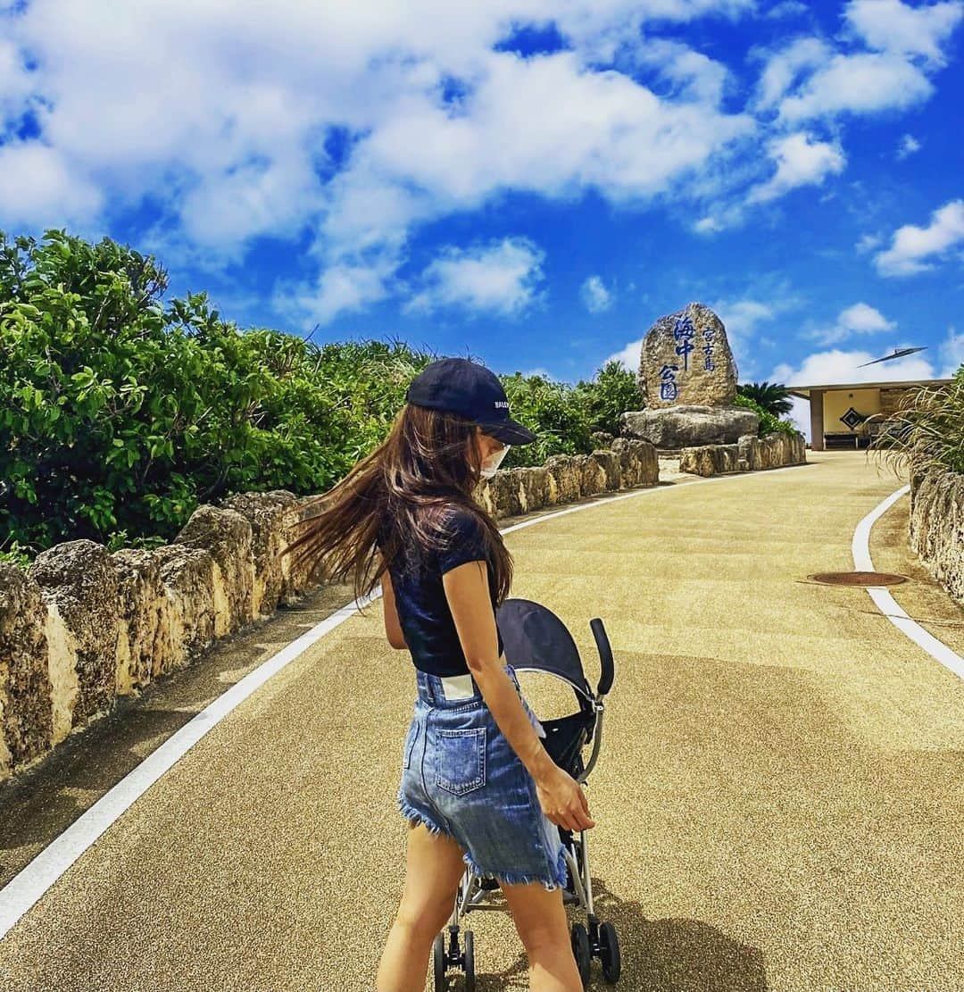 中尾みほさんのインスタグラム写真 - (中尾みほInstagram)「・ #宮古島#宮古島海中公園#沖縄#魚 #家族#家族旅行#育児日記#育児記録 #1児のママ#ママリ#ママ #中尾みほ  #沖縄旅行#宮古島旅行#宮古島観光 #selfie#trip#okinawa#miyakojima  #beautiful#sea#japan#fish#family」10月4日 9時24分 - mihochan18