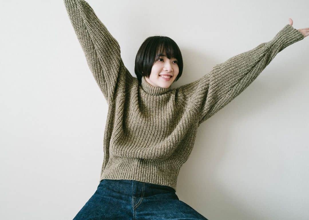りりか（RiRiKA）のインスタグラム：「living. #inliving」