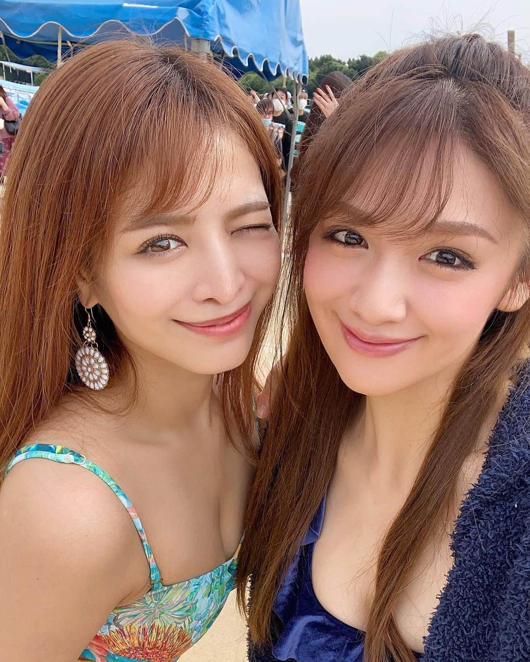 のインスタグラム：「事務所まで最近一緒になった、親友のめぐにゃん　@me_haruna.02 から、約3カ月ぶりのバースデーカードを貰いました🤣😍❤️ お祝いしてくれたときに、プレゼントと一緒に渡すの忘れてたぁ、て言って、そのあとも毎回忘れられてて、やっとゲット出来ました❤️❤️❤️w 渡す渡す詐欺してごめんね、と言って、幼稚園児向けみたいなカードをくれました☺️❤️w 大好き過ぎる😘 今日も集合場所に向かうのも一緒、休憩もずっと一緒、帰るのも一緒で、1日楽しすぎた🤣😆 ありがと過ぎる❤️❤️ #親友　#大好き　#お誕生日　#バースデーカード　#グラビア　#グラドル　#birthday #birthdaycard #love #friend」