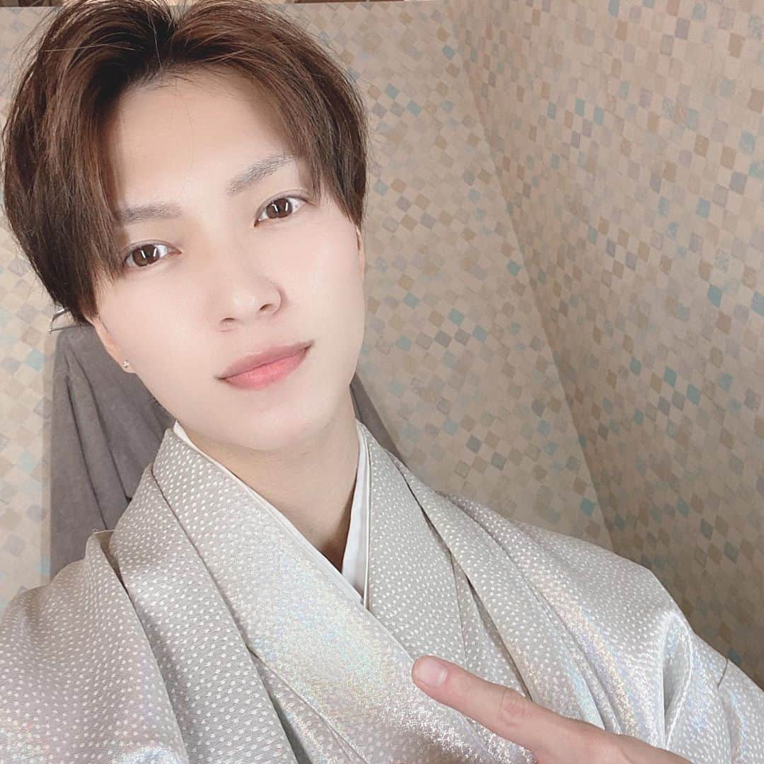 福本有希のインスタグラム：「和装着てみましたー♫ #30歳 #和装 #子供が欲しい #niziu」