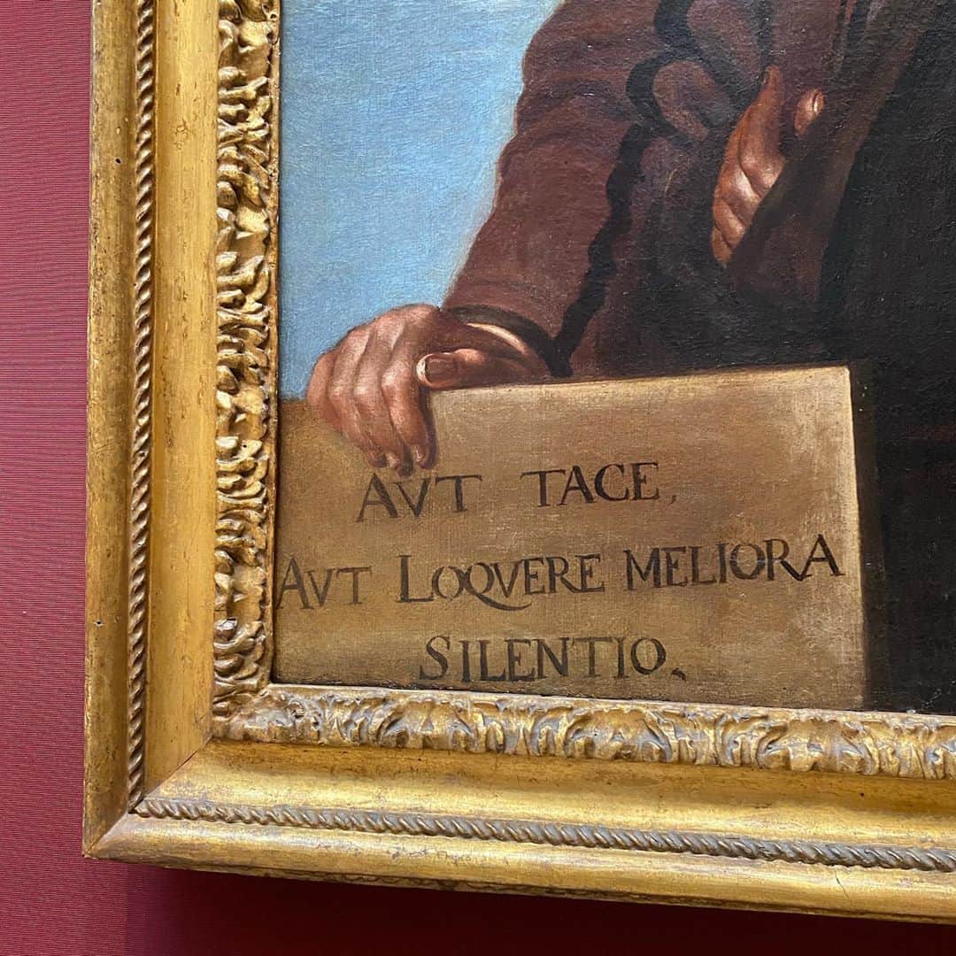 パク ・スジュのインスタグラム：「AVT TACE, LOQVERE MELIORA SILENTIO」