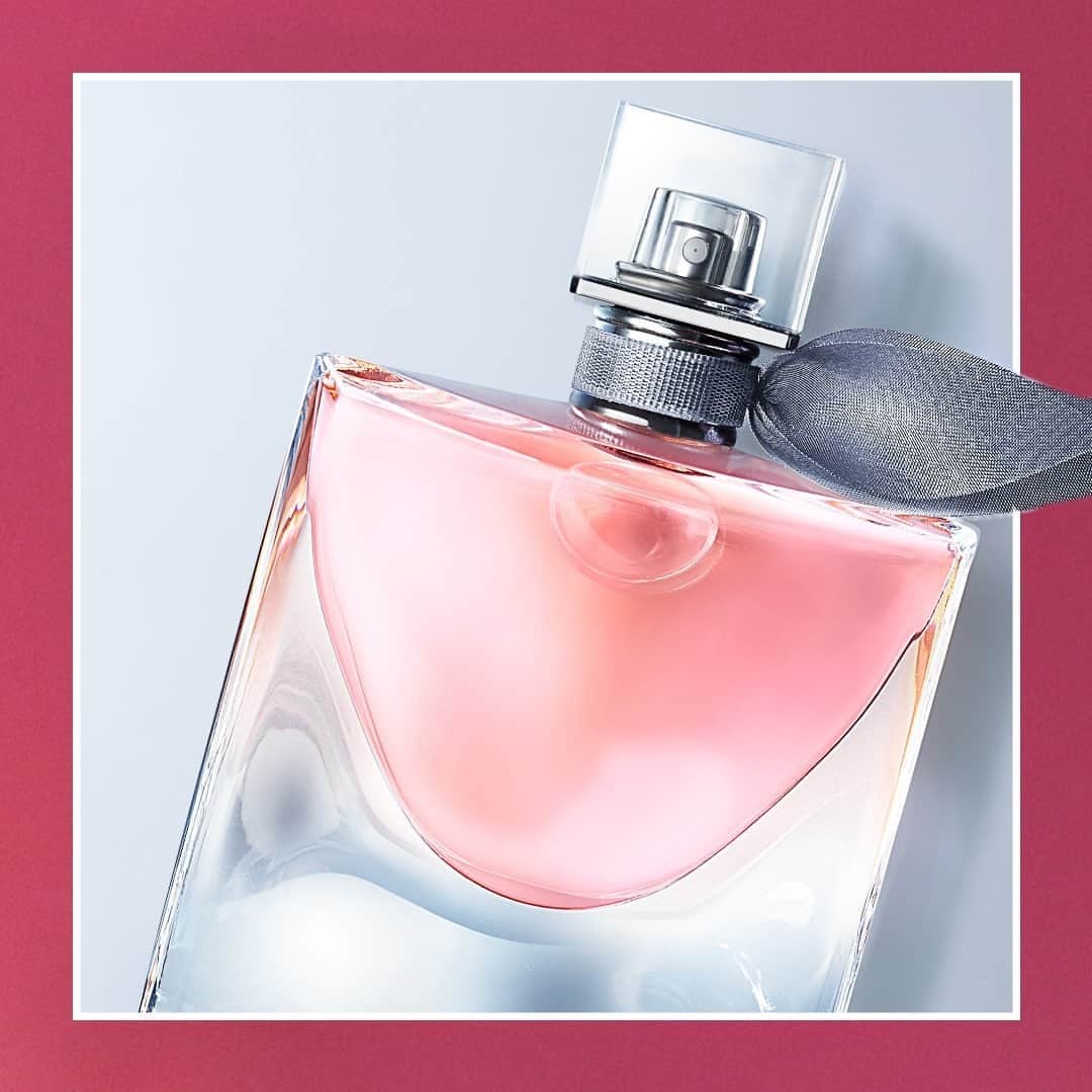 Lancôme Officialさんのインスタグラム写真 - (Lancôme OfficialInstagram)「Whatever happy vibrations you’re looking for, La Vie Est Belle has the perfect fragrance for you: sparkling or intense. Enjoy!  #Lancome #LaVieEstBelleIntensement #LaVieEstBelleEauDeParfum #Fragrance」10月4日 20時59分 - lancomeofficial