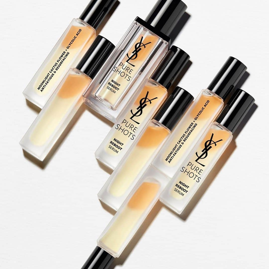 Yves Saint Laurent Beautyさんのインスタグラム写真 - (Yves Saint Laurent BeautyInstagram)「Use the iconic PURE SHOTS NIGHT REBOOT SERUM every night, after wearing a mask, to reboot skin and renew the skin's surface nightly. Wake up to a fresh look by the first morning and avoid the accumulation of dead skin cells, which could be clogging pores. #yslbeauty #pureshots #nightreboot」10月4日 20時59分 - yslbeauty