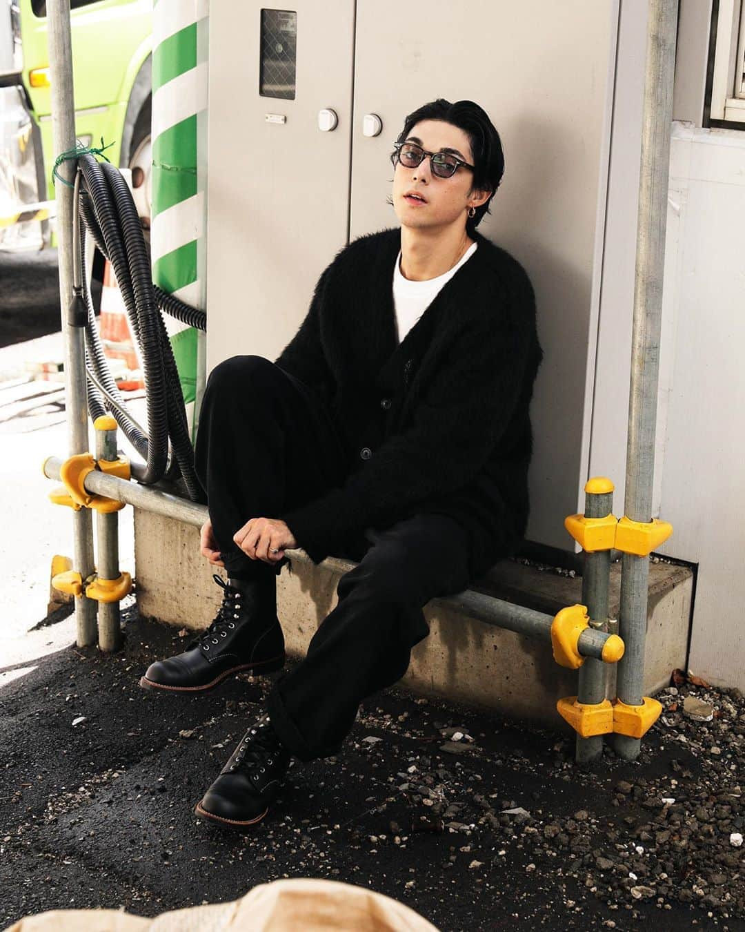 Droptokyoさんのインスタグラム写真 - (DroptokyoInstagram)「TOKYO STREET STYLE ⁣ ⁣ Name: @claude0417  Shoes: @redwingheritage_jp ⁣ ⁣ #redwingheritage#redwing#pr#droptokyo#tokyo#japan#streetscene#streetfashion#streetwear#streetculture#fashion ⁣ ⁣ Photography: @dai.yamashiro」10月4日 21時12分 - drop_tokyo