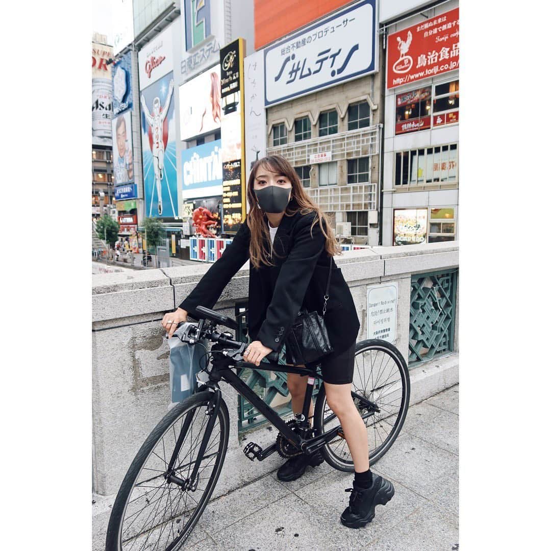 かんだまのインスタグラム：「チャリで初めてグリコまで行った時、東京離れたことを実感した☺︎ いうて10月は東京でたくさんお仕事🔥楽しみ！」