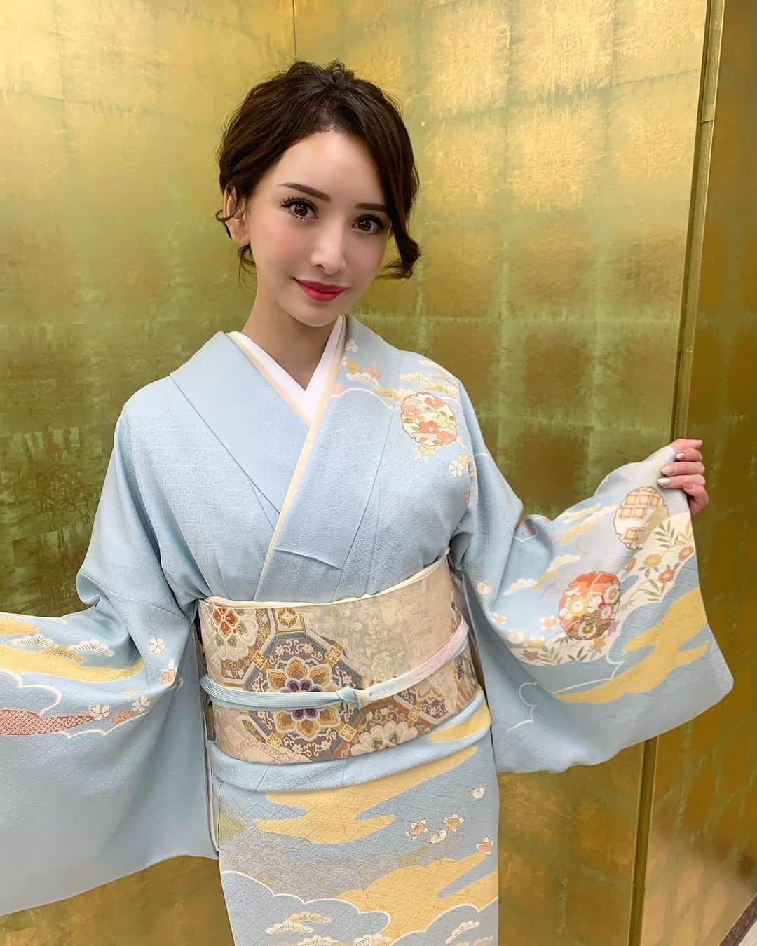 のインスタグラム：「👘✨ . . #京都 #京都観光 #着物 #着物コーディネート #着物レンタル #京都着物レンタル #kyoto #着物女子 #着物ヘア」