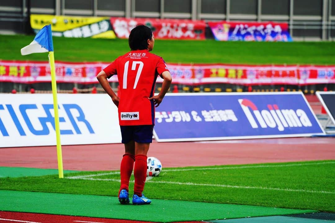 小林海青さんのインスタグラム写真 - (小林海青Instagram)「vs日テレ・東京ヴェルディベレーザ 2-1で勝利しました🔥 全員が集中力切らさずハードワークし続けた結果の勝ち点3！ 古巣との対決ではリーグ戦初勝利です。 サッカー続けてきて良かったと思える勝利でした、、、。 切り替えてまた来週末に向けて良い準備します。 応援ありがとうございました📣 . #ノジマステラ神奈川相模原　 #ノジマステラ」10月4日 14時40分 - umiao_17