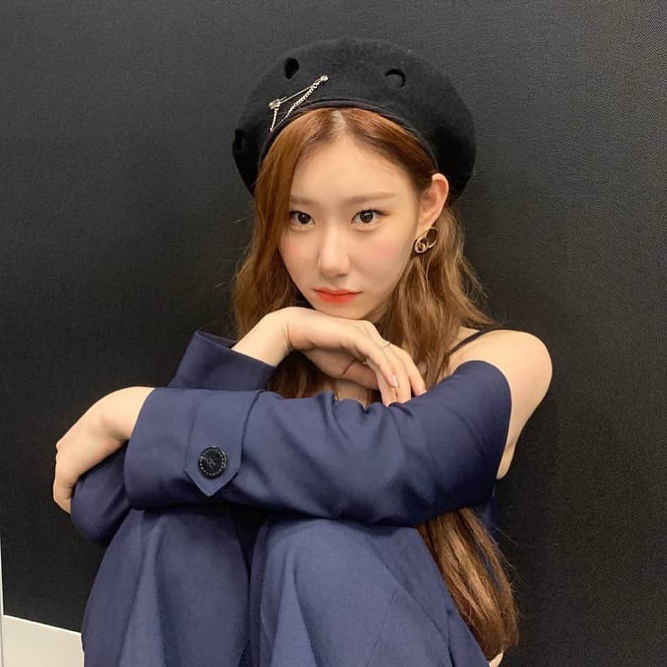 チェリョンのインスタグラム：「[INFO] Chaeryeong will be MC with NCT’s Jaemin on the upcoming INK Incheon Kpop Concert!  ⁣⠀ ITZY is also part on the Line up. ⁣⠀ The concert will be held on October 10, 2020 via INK website/ Youtube ⁣⠀ OMGG FINALLY MC CHAERYEONG!!😭😭」