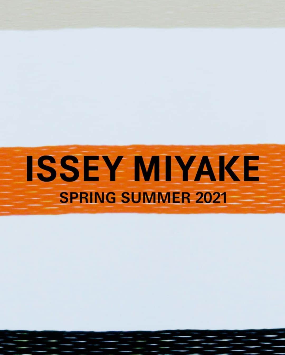 林響太朗さんのインスタグラム写真 - (林響太朗Instagram)「#isseymiyake #ss21 #correction #director #film #photography」10月4日 17時13分 - kyotaro_photo