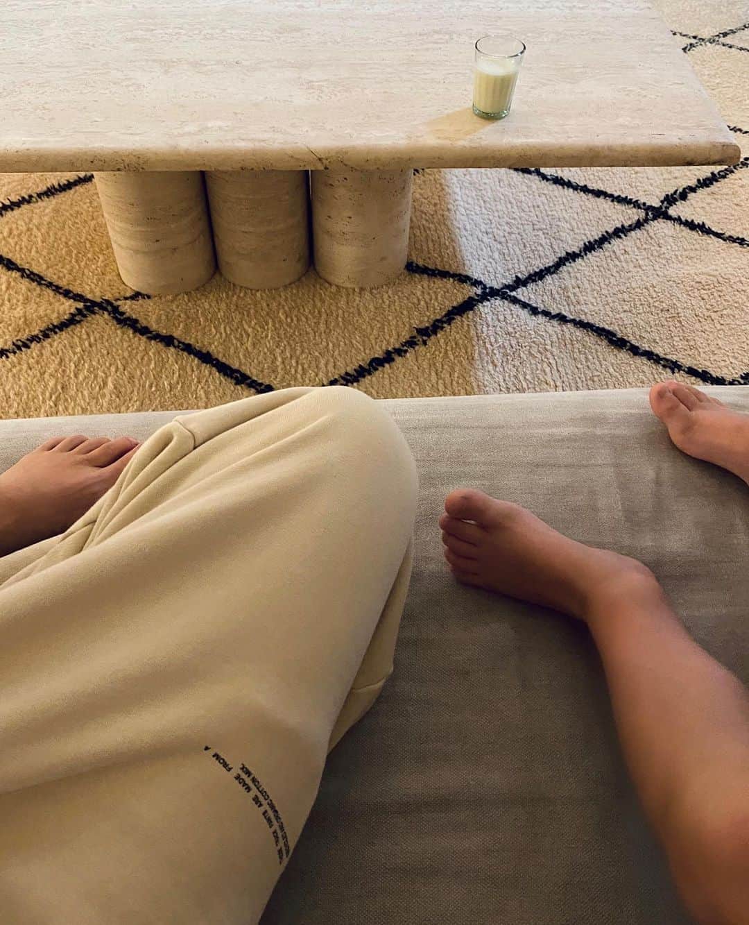 ペニーレ・タイスベックのインスタグラム：「🥛」