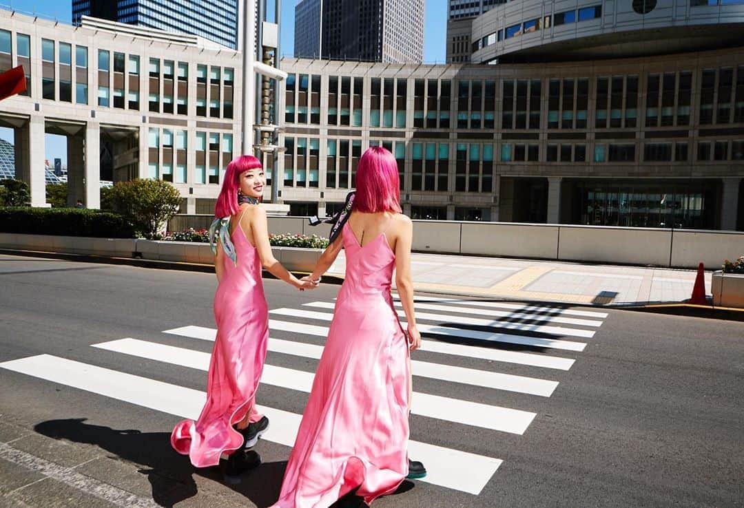 AMIさんのインスタグラム写真 - (AMIInstagram)「AMIAYA STREET SNAP VOL5  pink pink pink💗  wearing @ralphandrusso  photo @p.hayato   #amiaya_streetsnap  #lovefashion_loveyourself」10月4日 17時43分 - amixxamiaya