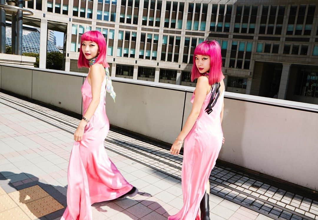 AMIさんのインスタグラム写真 - (AMIInstagram)「AMIAYA STREET SNAP VOL5  pink pink pink💗  wearing @ralphandrusso  photo @p.hayato   #amiaya_streetsnap  #lovefashion_loveyourself」10月4日 17時43分 - amixxamiaya