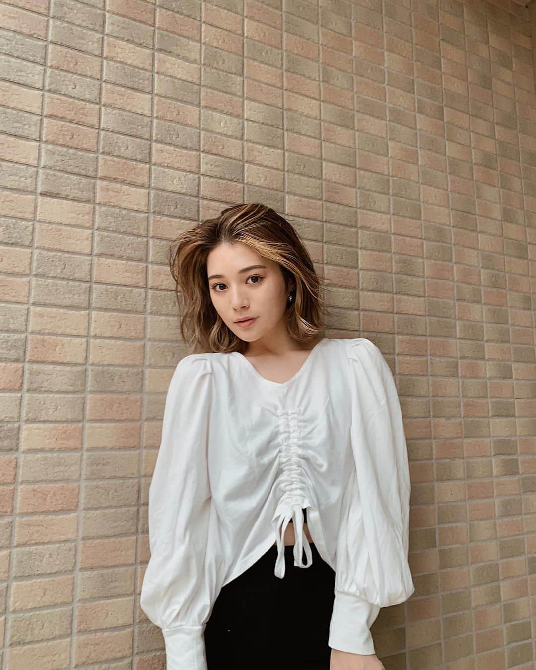 浪花ほのかのインスタグラム：「久しぶりにコーデ！！ ウェスト調整出来るお洋服が好き😍 3枚目にタグしました！」