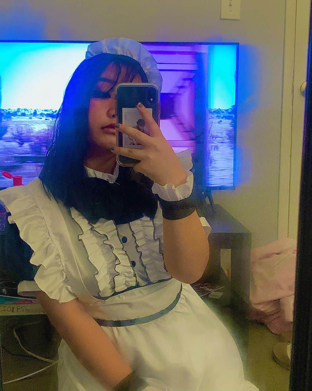 ttmr_wのインスタグラム：「lovesick maid 🌈」