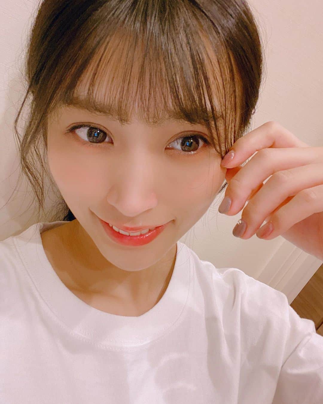根岸愛のインスタグラム：「👩✨👩 先日VENUS BEAUTY CLINIC銀座院で3ヶ月ぶりにW-HIFUを受けてきました🥰✨ お肌の再生力がとっても高まった気がします🥺💕 輪郭が前よりはっきりしたような感じがして、とっても嬉しいです☺️💕 #venusbeautyclinic #hifu #hifufacial #beauty #ハイフ #美容」