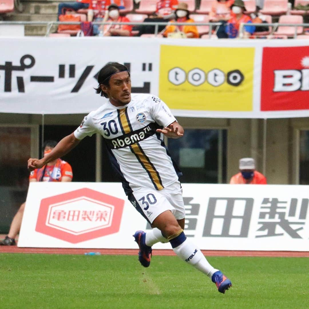 FC町田ゼルビアさんのインスタグラム写真 - (FC町田ゼルビアInstagram)「フォトギャラリー📸⚽️ ﻿ ● 町田 0 - 4 新潟 ﻿ #佐野海舟 #ジョンチュングン #平戸太貴 #中島裕希 #水本裕貴 #奥山政幸 #岡田優希 #マソビッチ #髙江麗央 #ドリアンバブンスキー  #FC町田ゼルビア #zelvia #Jリーグ #サッカー #スポーツ #soccer #football #JLeague #町田﻿ #デンカビッグスワンスタジアム」10月4日 18時23分 - fcmachidazelvia