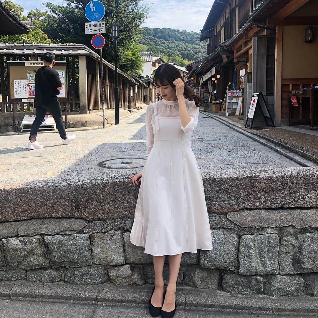齋藤佳穂のインスタグラム：「先日の撮影の時のオフショット📸もうすぐ紅葉シーズン🍁いっぱいお出かけしたいわあ！  #京都 #京都観光 #京都旅 #清水道 #清水寺 #八坂の塔 #清水 #京都旅行 #写真好きな人と繋がりたい #ミスコン #ミスキャン#そうだ京都行こう #そうだ京都へ行こう#kyoto #kyotojapan #kyototrip」