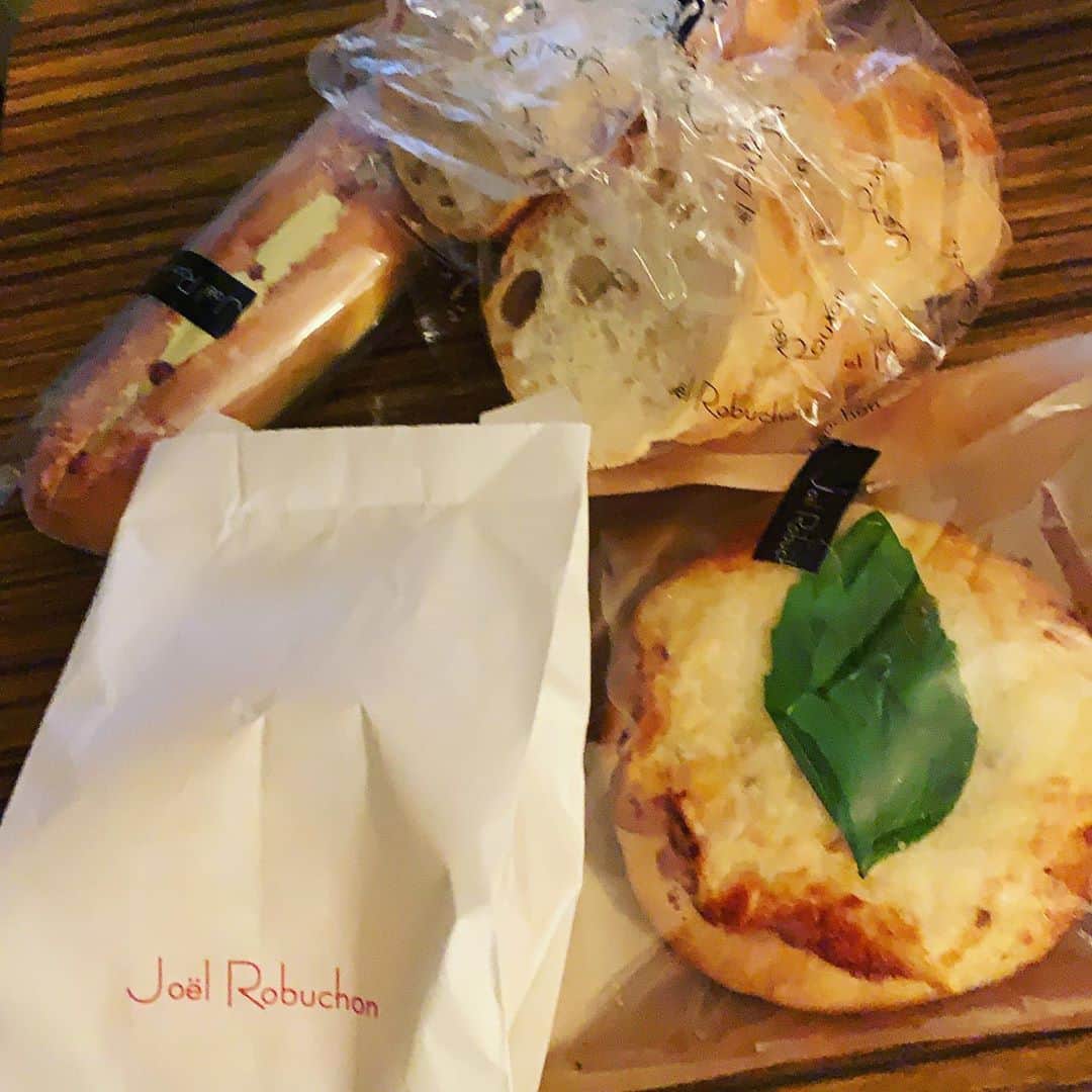 倖田李梨のグルメインスタ