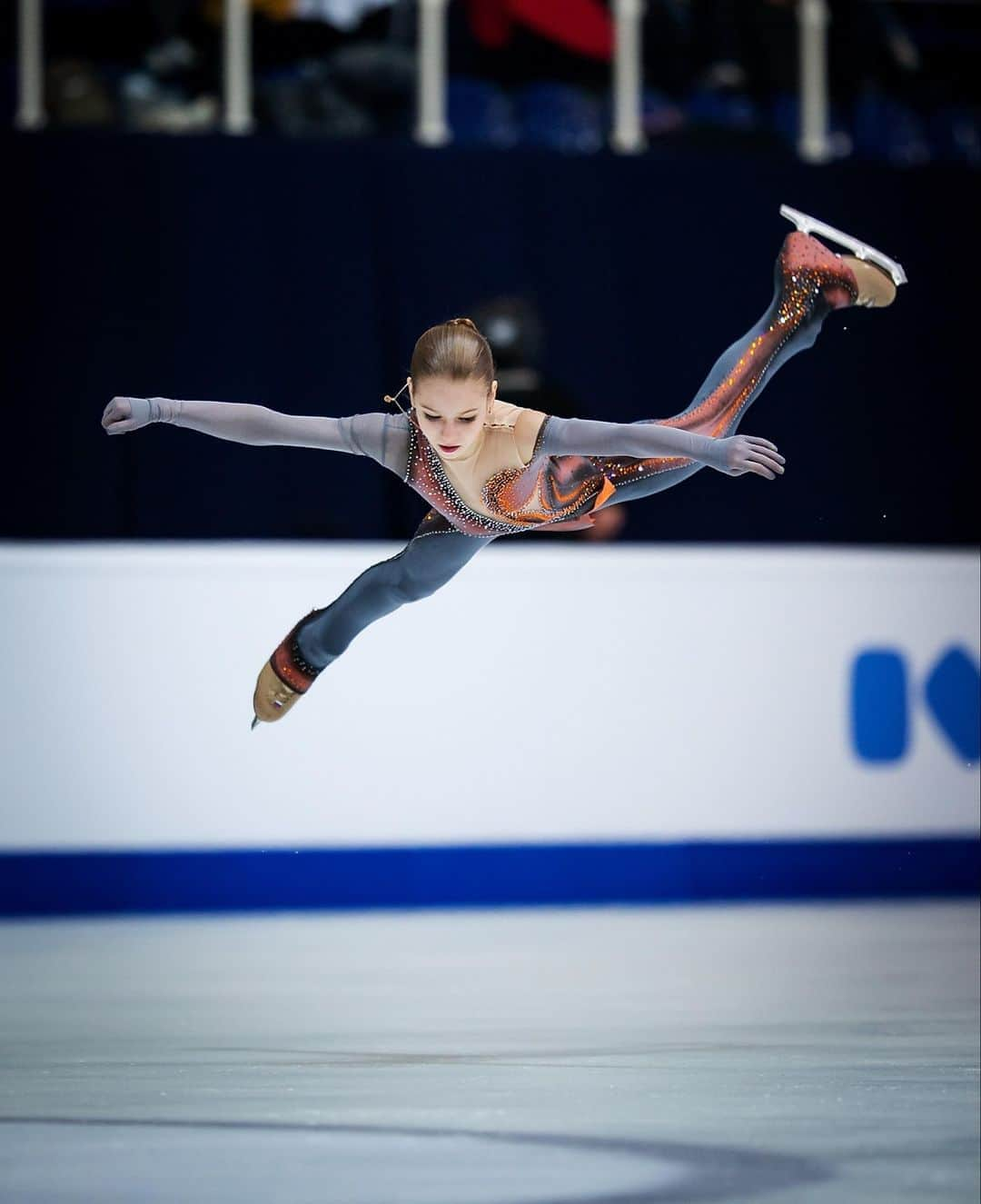 ISUグランプリシリーズさんのインスタグラム写真 - (ISUグランプリシリーズInstagram)「🔴 Streaming Now! On the "Skating ISU" YouTube channel you can watch the Junior Ladies Free Skating from the World Junior Figure Skating Championships of 2017!⁣⁣ ⁣ 📺 Link in our bio!⁣ ⁣ #UpAgain #WorldJFigure #FigureSkating」10月4日 18時45分 - isufigureskating_x