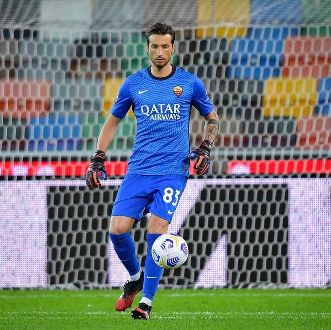 のインスタグラム：「+3 🟡🔴 #udineseroma #seriea #asroma」