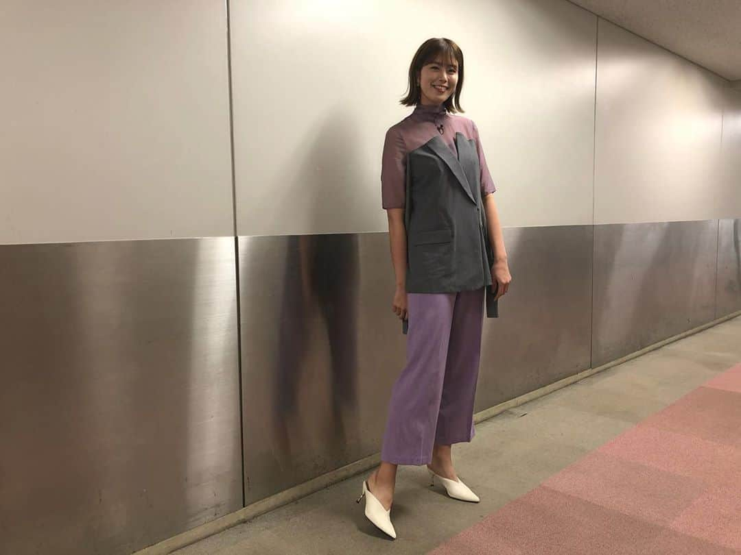 稲村亜美さんのインスタグラム写真 - (稲村亜美Instagram)「フジテレビ ジャンクSPORTS放送中です！ 面白いVTRが満載なので是非みてください🙏✨✨✨ 漫画のようなエピソードに爆笑しっぱなしです！！ 衣装は tops  #stair @kohslickcurro pants  #unitedtokyo shoes  @randa.pic です✨」10月4日 19時04分 - inamura_ami