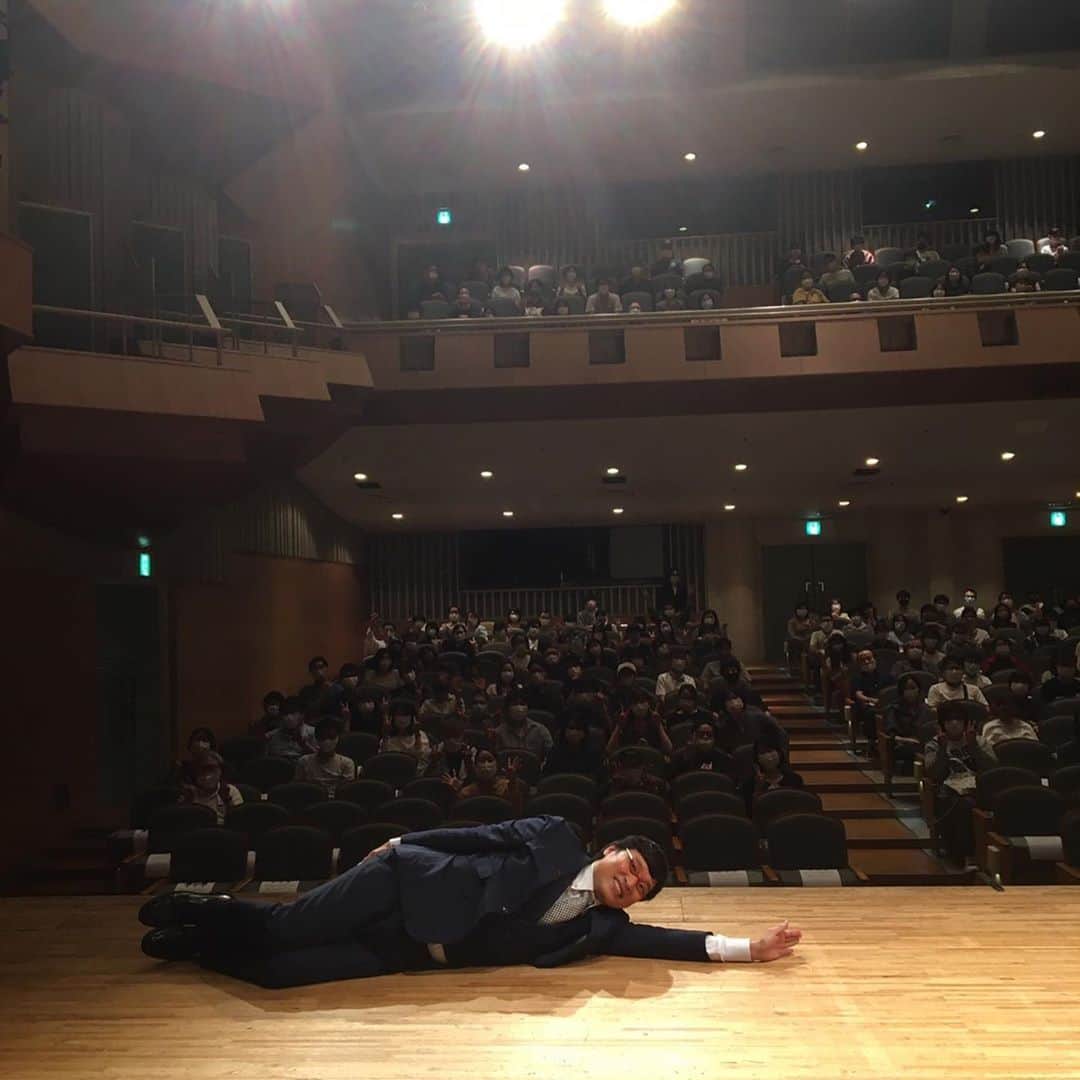 山里亮太のインスタグラム：「山里亮太の140広島2回目も楽しすぎた！ 本当に皆さまありがとうございました！ また来年！ #山里亮太の140広島」