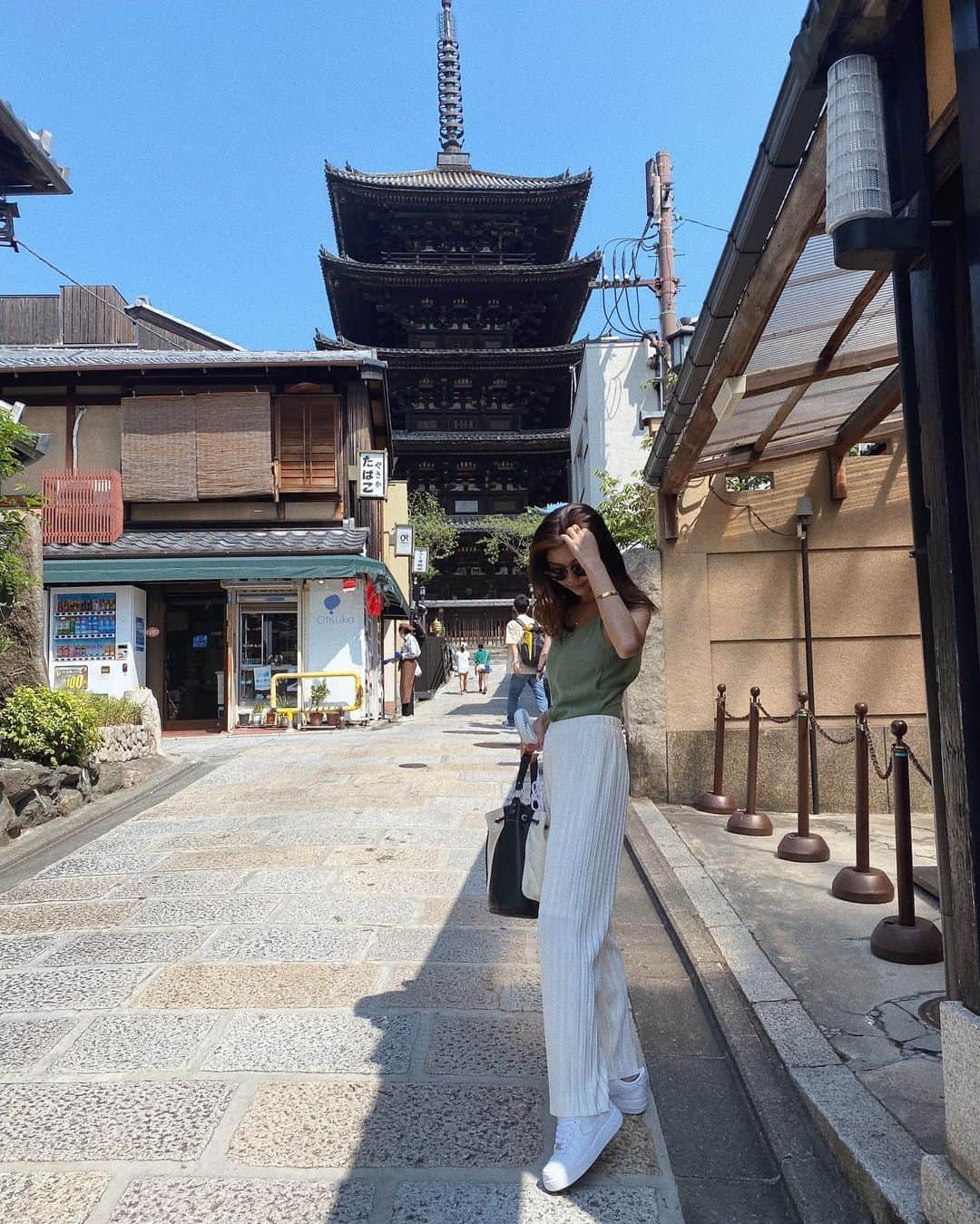 安田華乃さんのインスタグラム写真 - (安田華乃Instagram)「海外まだ行けないから 日本を楽しもっ🌵💭  #gotoキャンペーン  #trip #kyoto #いつコ」10月4日 19時19分 - nanochuuun_