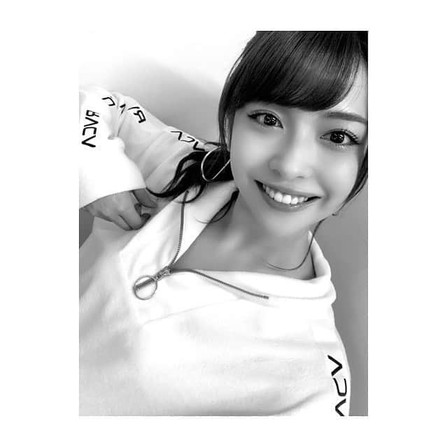 金澤朋子さんのインスタグラム写真 - (金澤朋子Instagram)「. . 相変わらずRVCAらぶな私ですよ。 . #juicejuice #金澤朋子  #RVCA @rvca @rvcajapan #最高」10月4日 19時42分 - tomoko_kanazawa.official