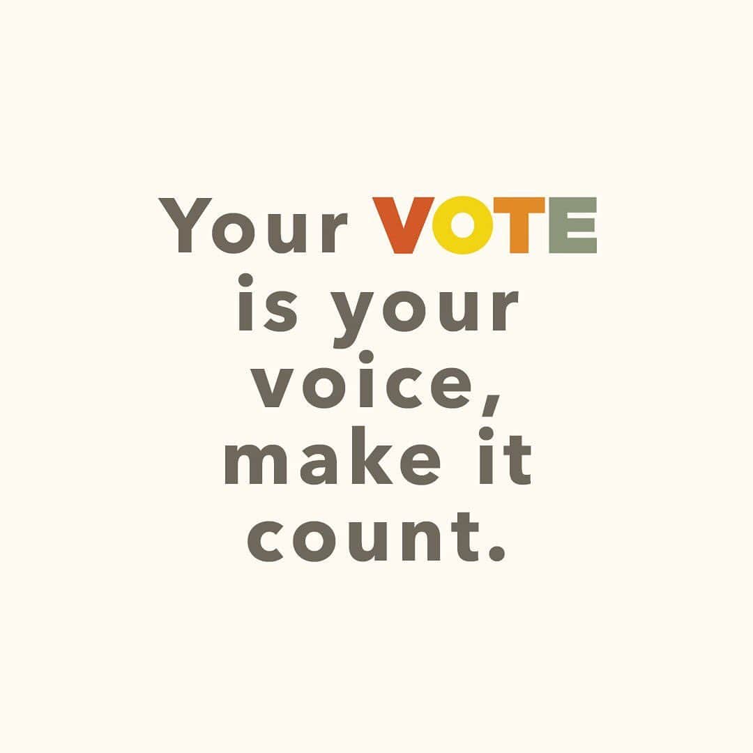 のインスタグラム：「For the people, and a little something for the polls too. Only 30 days away, get ready to vote with our quick voting guide and limited capsule collection. Make sure you are registerd and check with your family and friends to help make everyone’s voice heard this election.  Link in bio.」