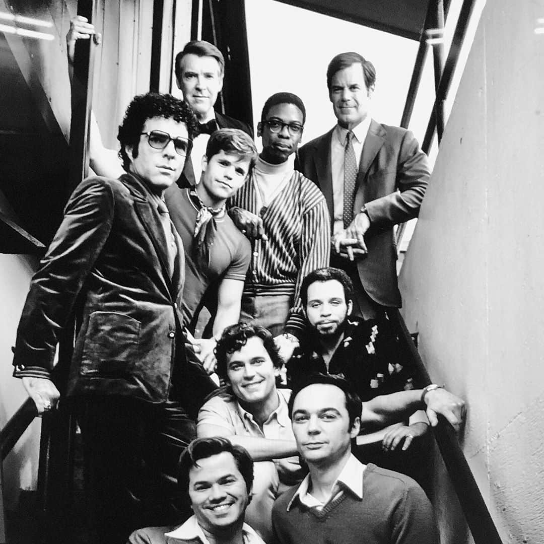 マット・ボマーのインスタグラム：「Thank you all for the love and support for The Boys in the Band this weekend. Now streaming on @netflix. 📸: @brianbowensmith 🌈」