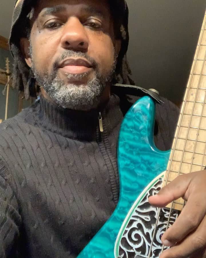 ヴィクター・ウッテンのインスタグラム：「The ABCs of Gigs,Touring, and Management this Friday - Sunday Oct 9-11. Register at: www.vixcamps.com」