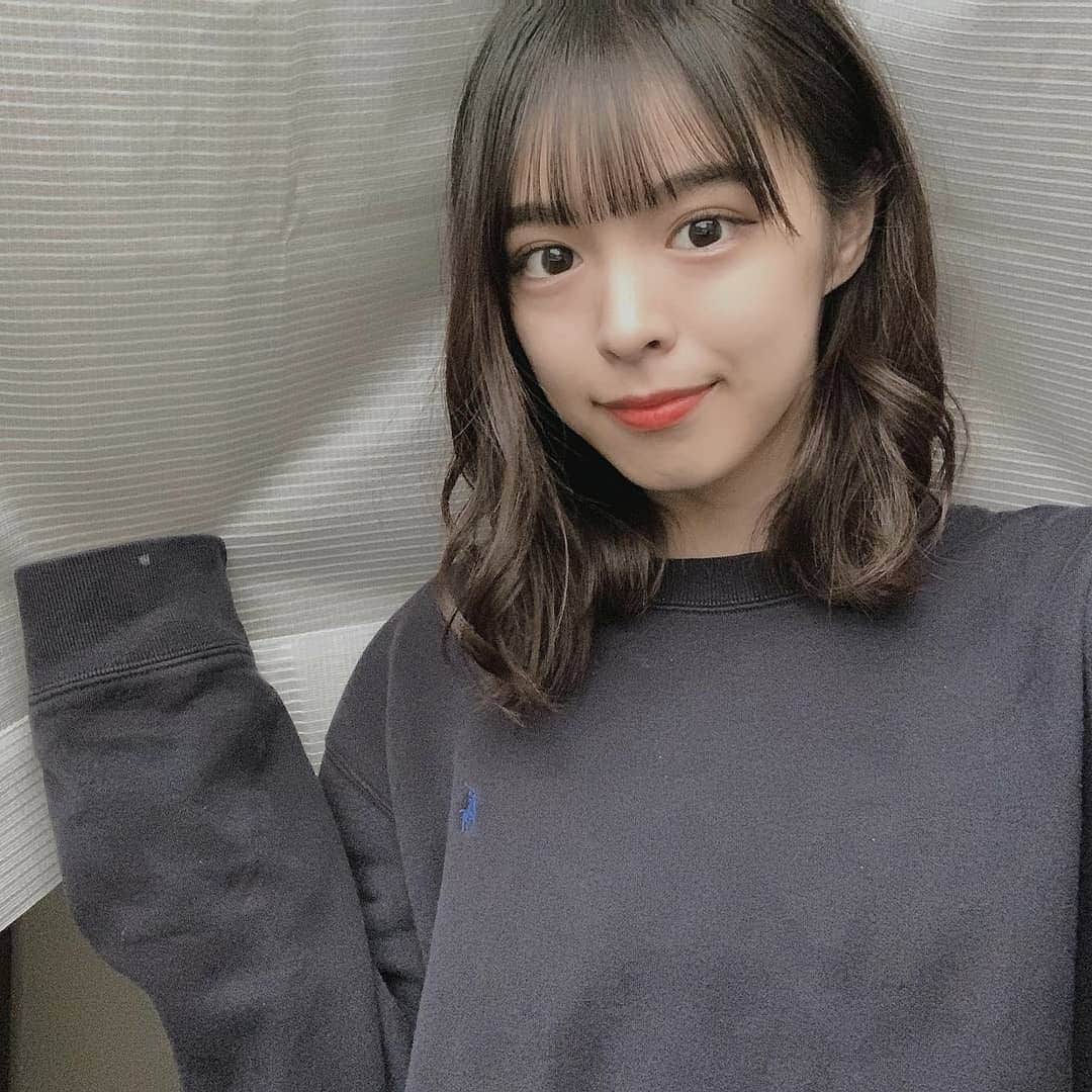 檜山奈南果さんのインスタグラム写真 - (檜山奈南果Instagram)「. お久しぶりです 学校関係で忙しくてなかなか更新出来ませんでした、、😕 これからはちょっとずつ更新します！ そう言えば髪切りました🕊 . #instagood#instalike#l4l」10月4日 21時53分 - nanaka_hiyama_official