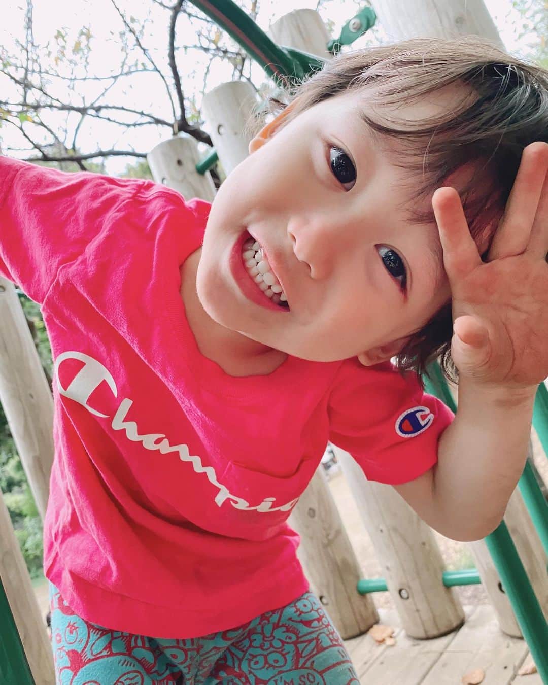 下田美咲さんのインスタグラム写真 - (下田美咲Instagram)「一緒に暮らすのが楽しくてしょうがない。幸せの塊くん。毎日ありがとう！  #3歳 #男の子 #男の子育児」10月4日 21時58分 - shimodamisaki815