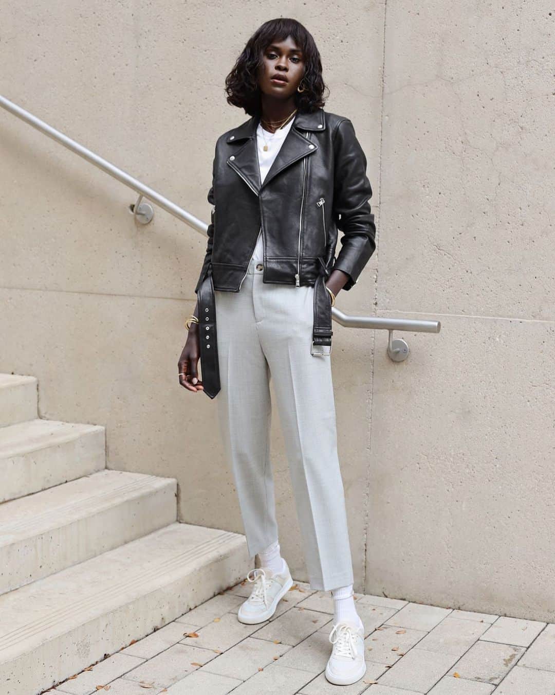 Club Monacoのインスタグラム：「@lefevrediary touches on her wardrobe essential for the season. ⠀⠀⠀⠀⠀⠀⠀⠀⠀ "With fall around the corner, no closet is complete without a leather jacket. It's a classic fall look and is so versatile." #35YearsOfClub」