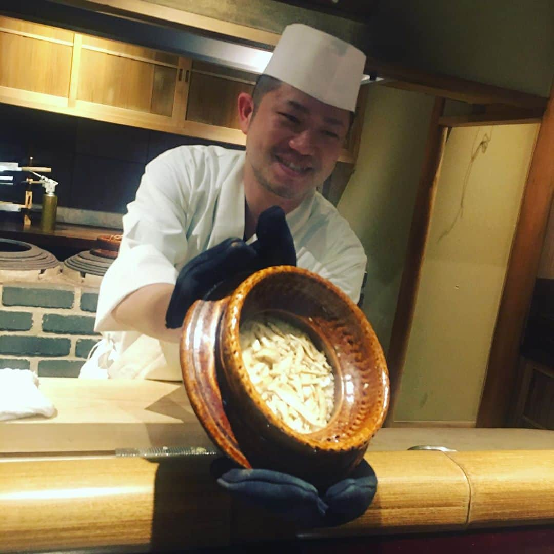 宮田麺児さんのインスタグラム写真 - (宮田麺児Instagram)「美しい料理のその先は 遊び心。  爾今」10月4日 22時32分 - miyatamenji