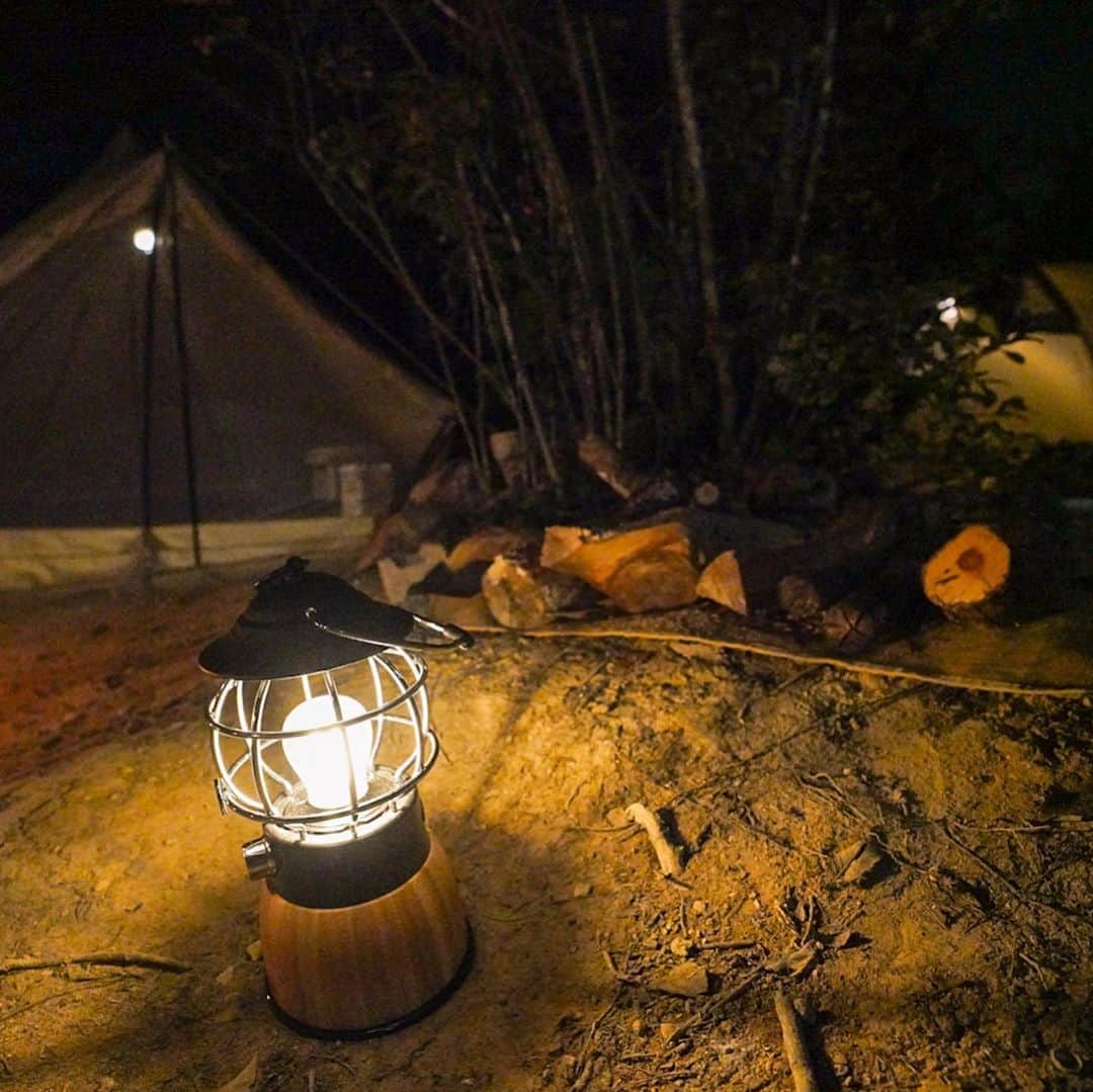 GEN3 Owlさんのインスタグラム写真 - (GEN3 OwlInstagram)「秋のキャンプを満喫してきました。往復4時間は疲れたけど楽しかったからまた行きたいな。 I have enjoyed the autumn camp.  I was tired for 4 hours round trip, but I enjoyed it so I want to go again.  #camp #camping #coleman #lantern #logos #nemo #sabbatical #morningglory #bonfire #snowpeak #キャンプ #コールマン #ランタン #ロゴス #ニーモ #サバティカル #モーニンググローリー #焚き火 #スノーピーク」10月4日 23時30分 - genz64