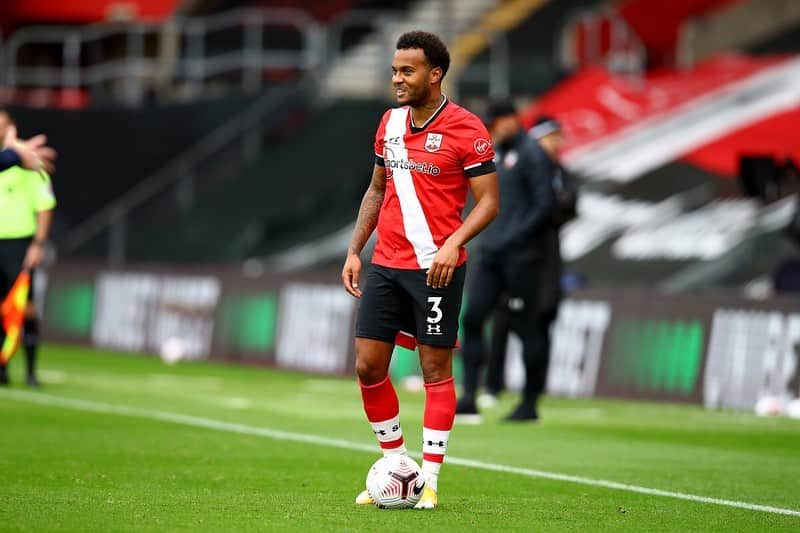 ライアン・バートランドのインスタグラム：「3pts and a Disciplined TEAM performance. 😃   🔴⚪️」