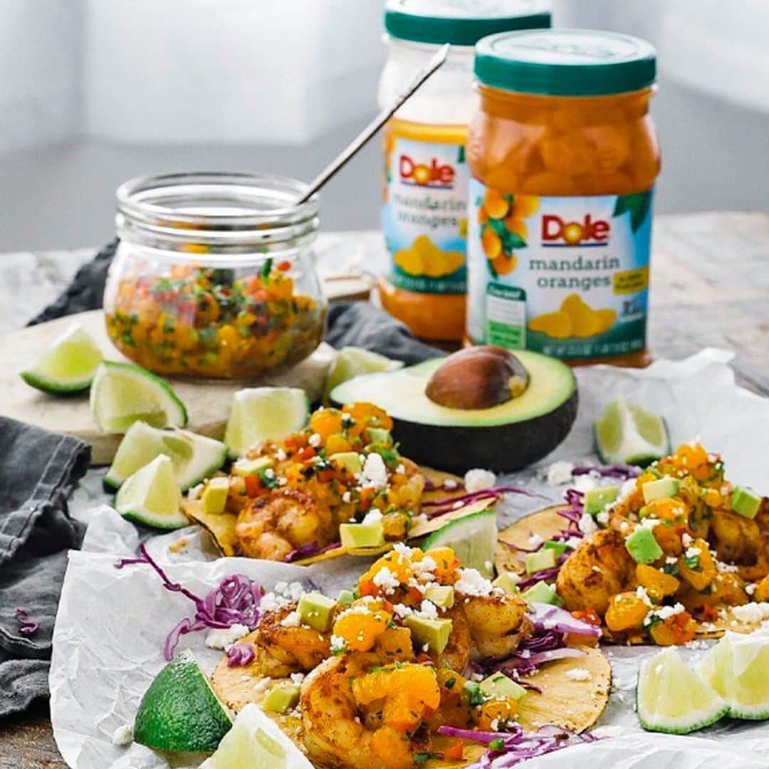 Dole Packaged Foods（ドール）のインスタグラム：「It doesn’t have to be Tuesday to celebrate #NationalTacoDay! Check out these delicious Zesty Shrimp Tacos from @chefbillyparisi.」